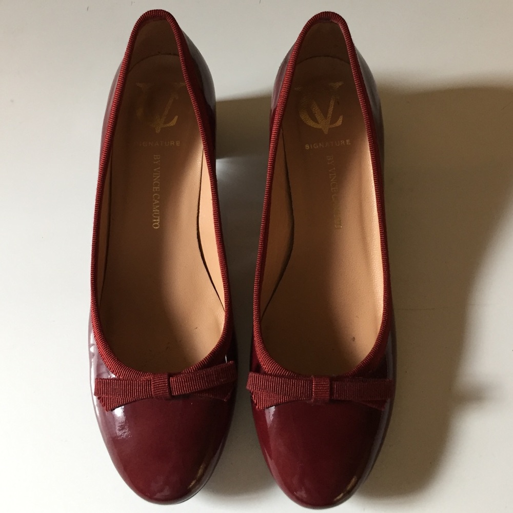 Vince Camuto red patent leather shoes